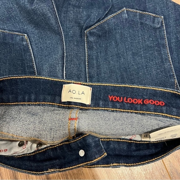 Alice + Olivia Good High Rise Jean With Front Slit - Picture 5 of 10